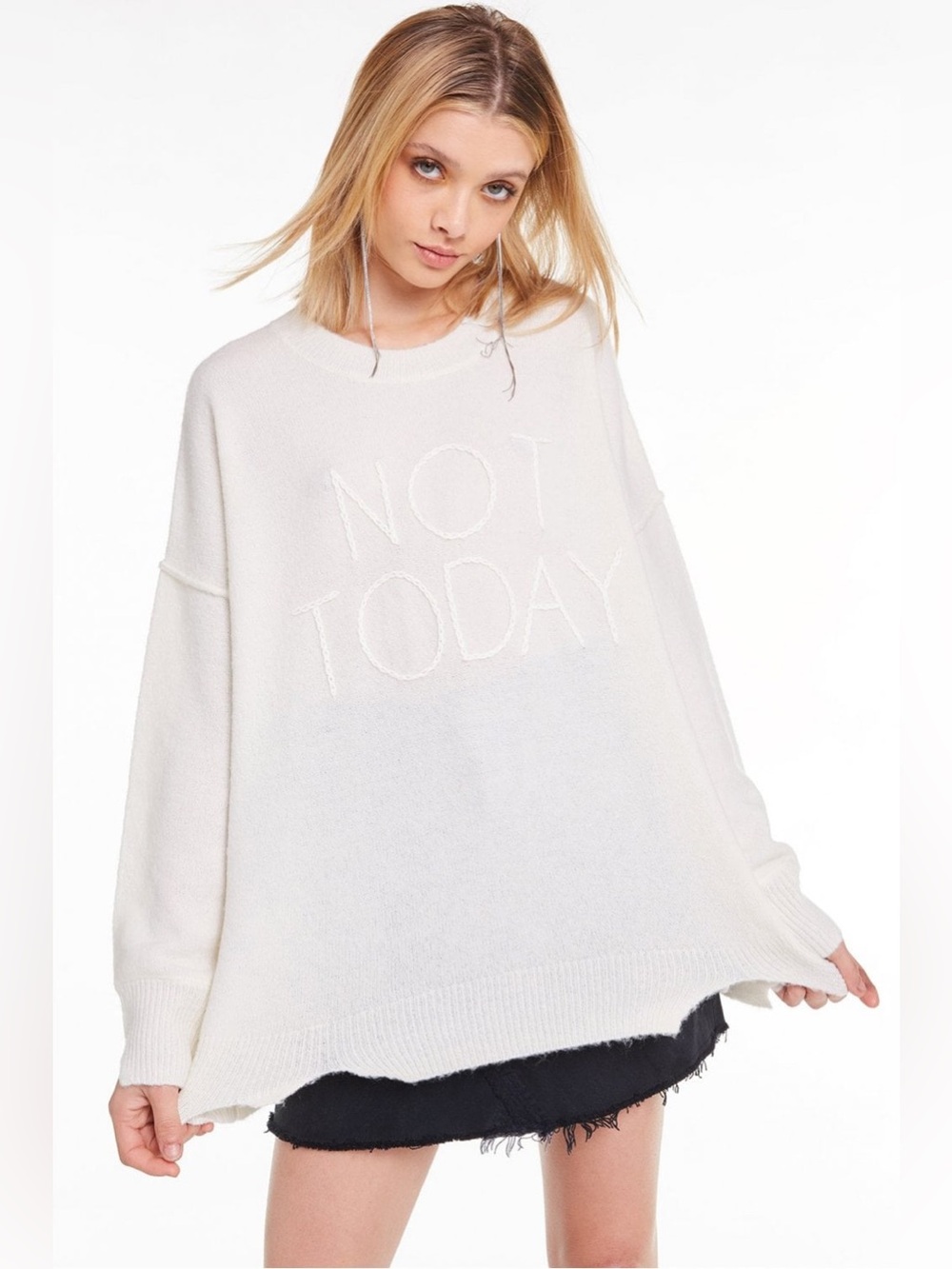 Wildfox Not Today Chunky Embroidered Slouchy Knit Sweater Large